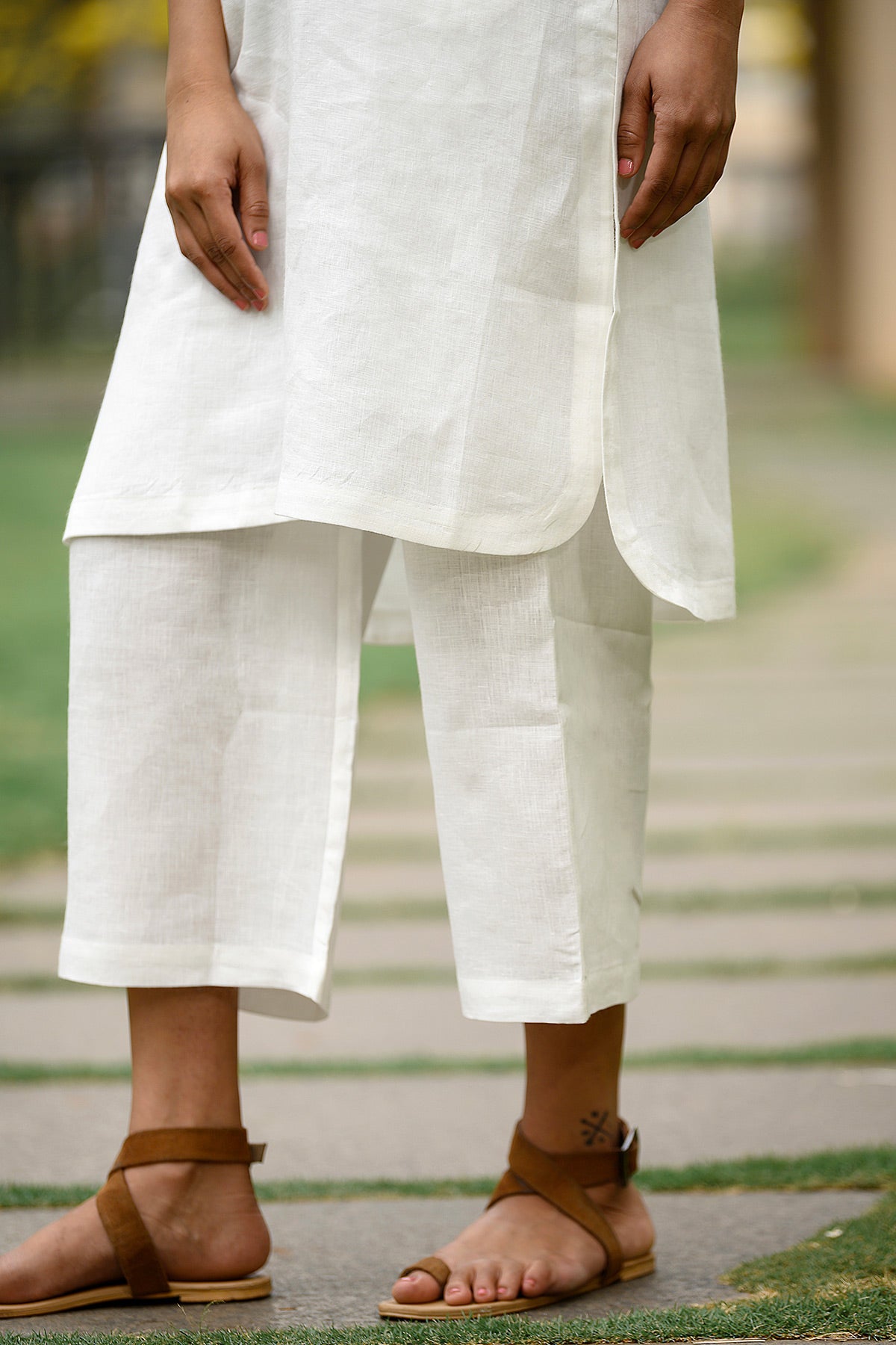 Lea Linen White Kurta and Pants - Set