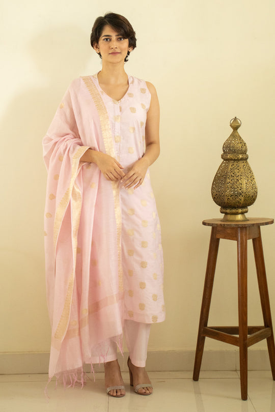Diya Button Down Kurta, Pants and Dupatta - Set