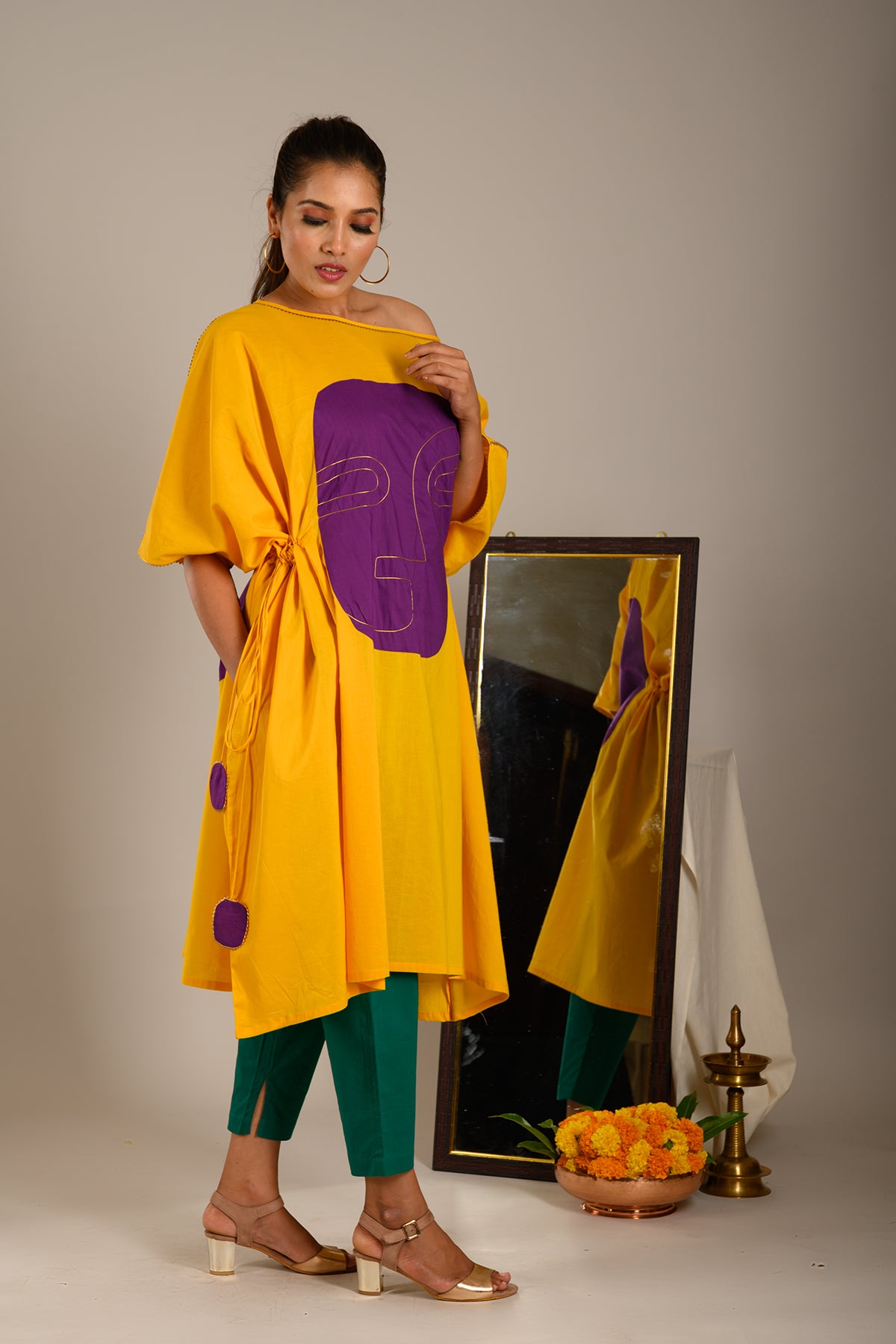 Neisha off-shoulder Kaftan Set