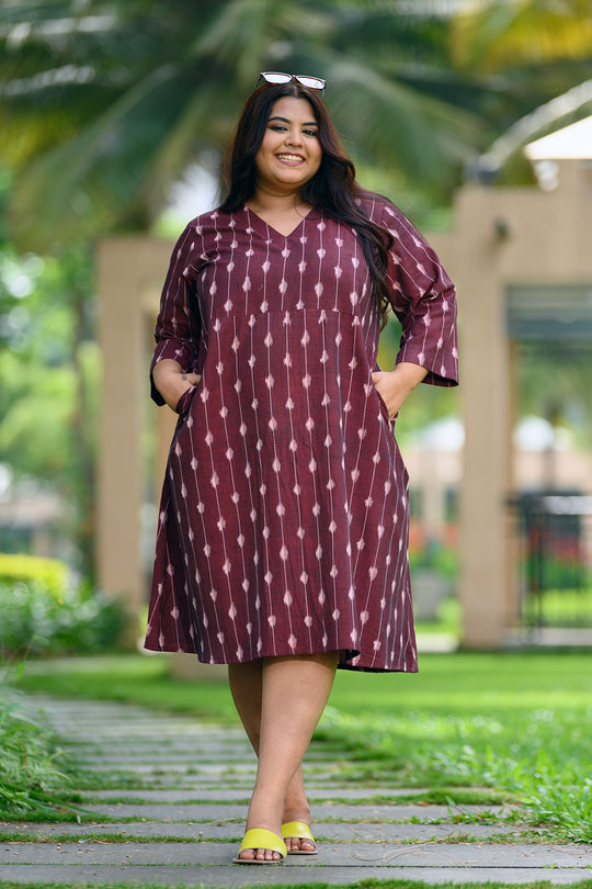 Inaya Ikat dress - Maroon