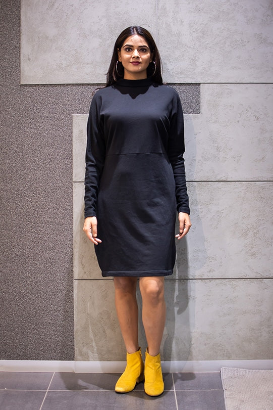 Valeria Black Dolman Sleeve Warm Dress-3