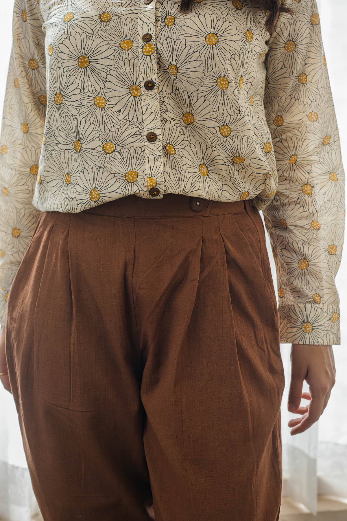 Paula Cotton Pleated Pants - Brown