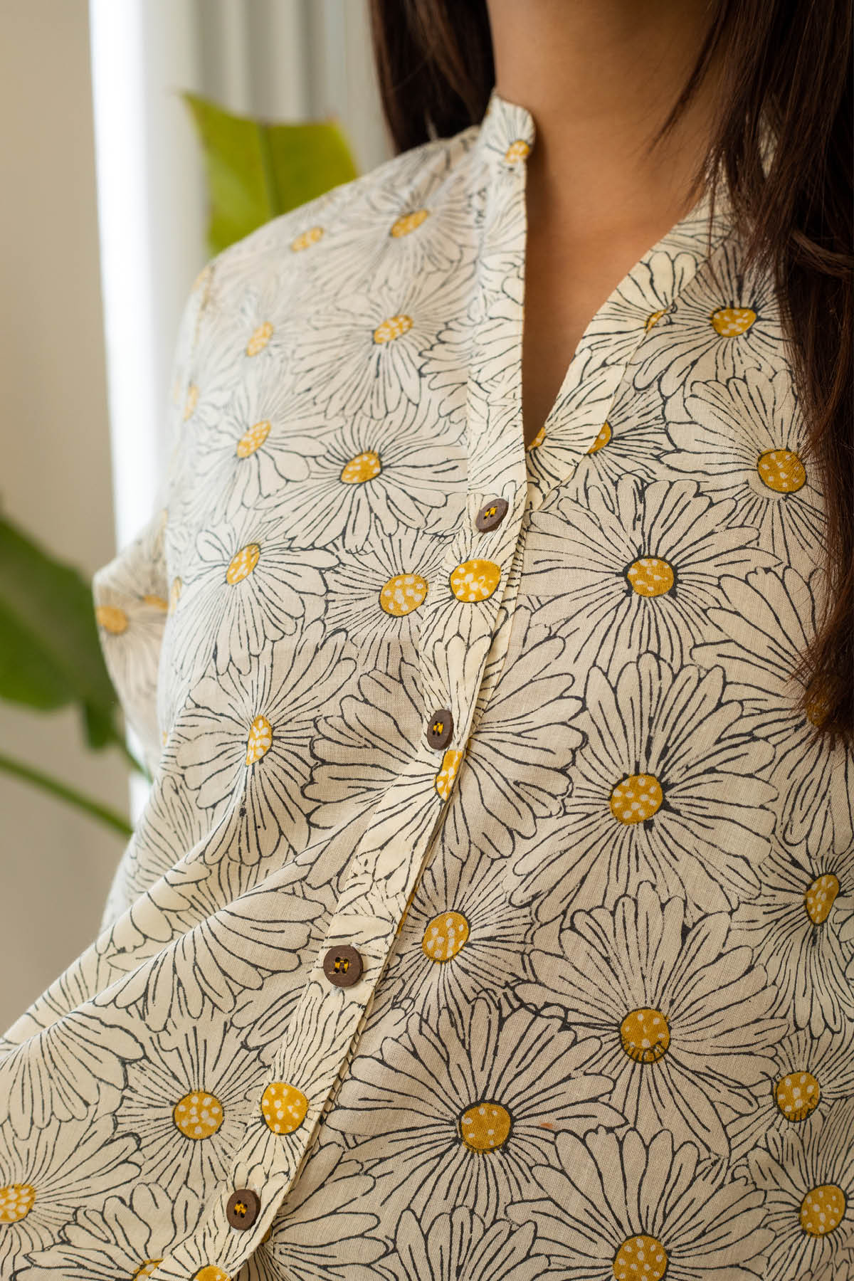 Talia Floral Block Print Crop Shirt