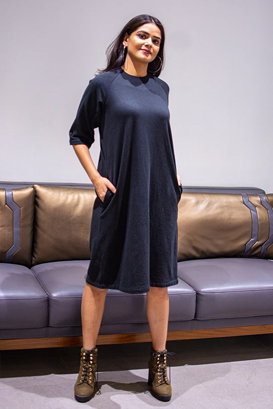 Alina Black Raglan Sleeve Warm Dress3